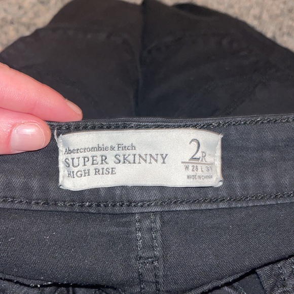 A&F Super Skinny High Rise Jeans - Picture 2 of 6
